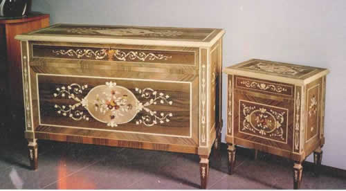 COMÒ E COMODINO STILE MAGGIOLINO (Art. 008 e 008/A)